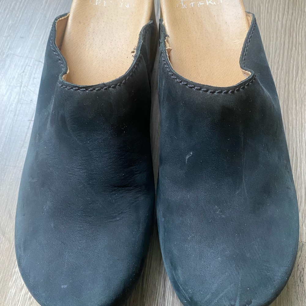 Dansko Black Slip-On Clogs - 40EU